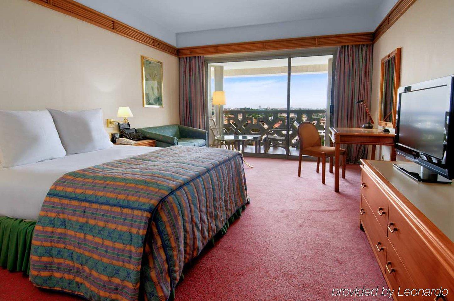 Hotel Hilton Yaoundé Zimmer foto